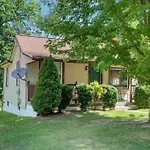 Stay On State - 15 Min To Harrisburg, 30 Min To Carlisle 2Br Tastefully Decorated